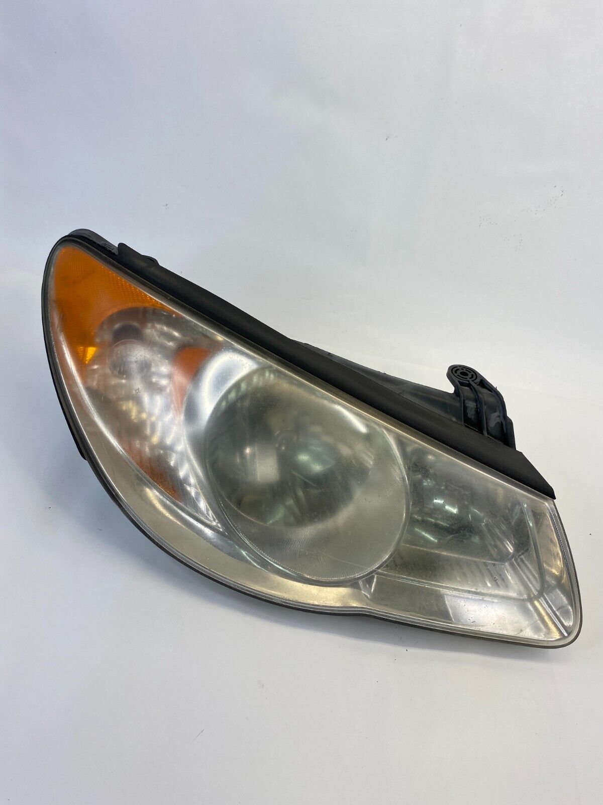 2009 2010 Hyundai Elantra Sedan Right Passenger Side Headlight Headlamp 921022HX