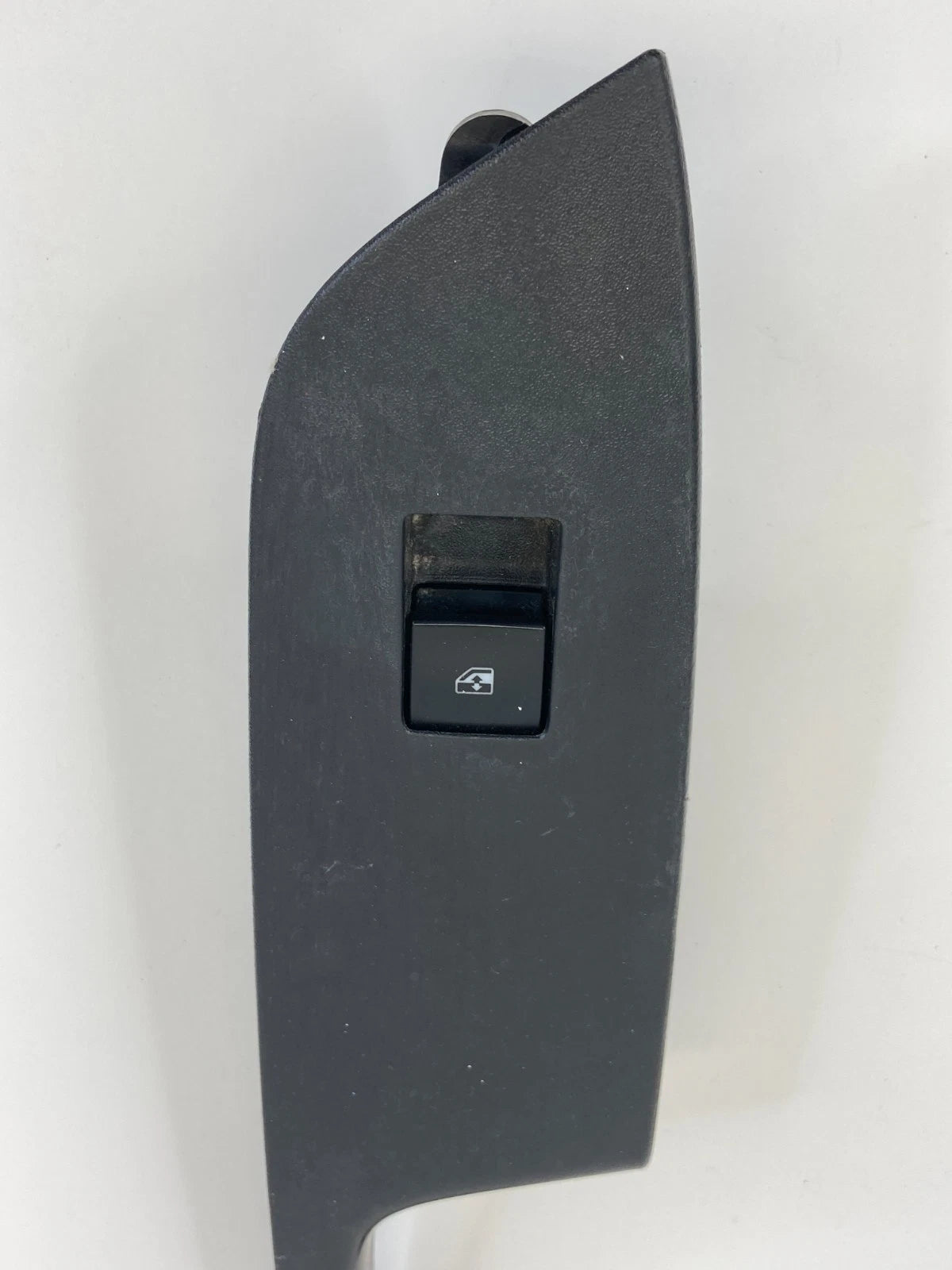 2010-2017 GMC TERRAIN FRONT RIGHT DOOR POWER WINDOW SWITCH W/ BEZEL 25946839