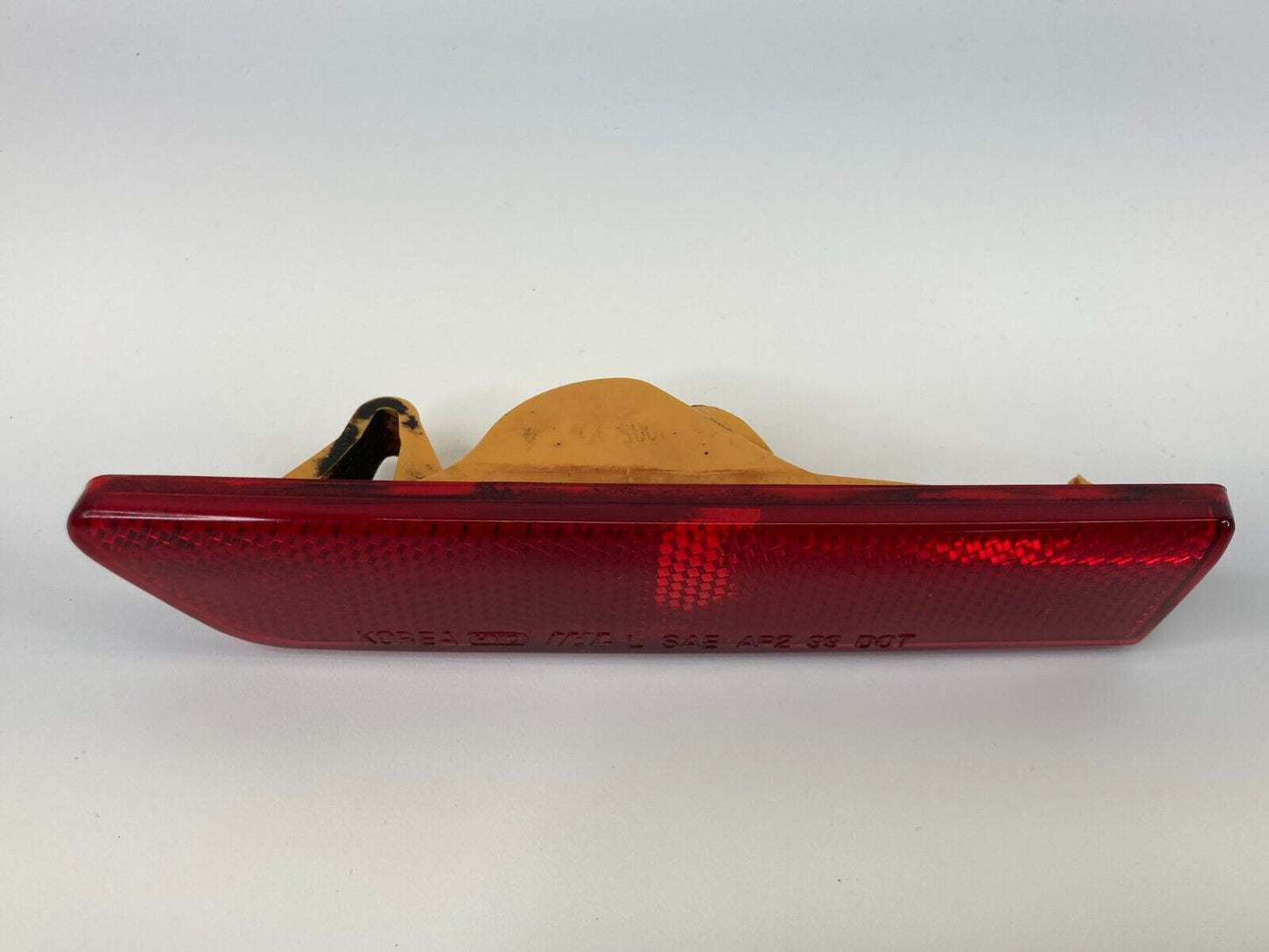 2001-2006 Hyundai Elantra Hatchback Rear Bumper Left Outer Side Reflector Lamp