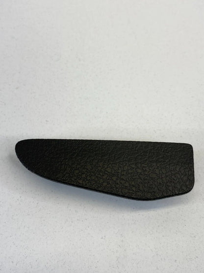 2012-2018 FORD FOCUS SE 4-DR 2.0L FRONT RIGHT DOOR TRIM PANEL CAP BM51A237W24ABW