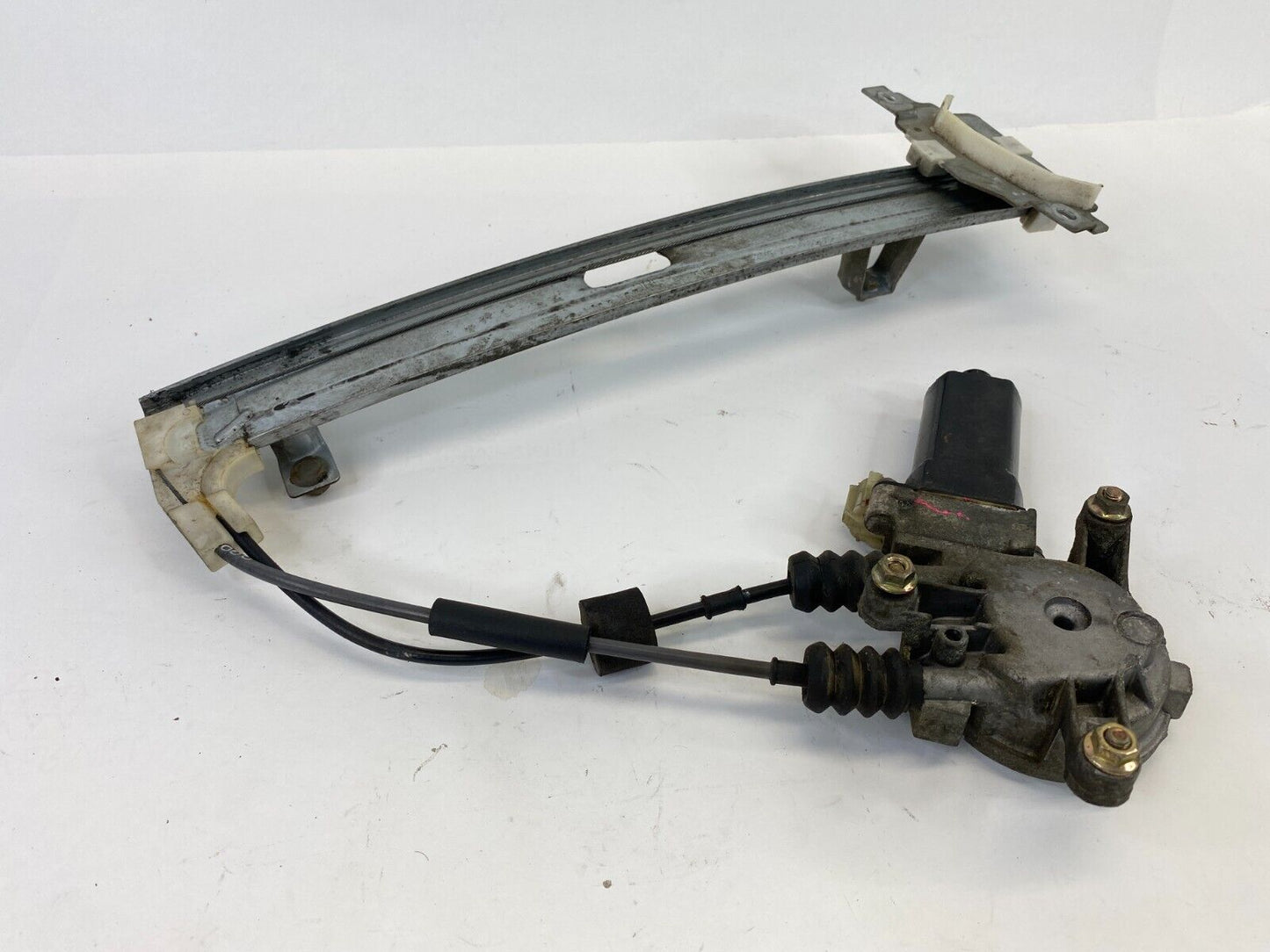 1998 1999 2000 Hyundai Elantra Sedan Rear Left Back Side Power Door Window Motor