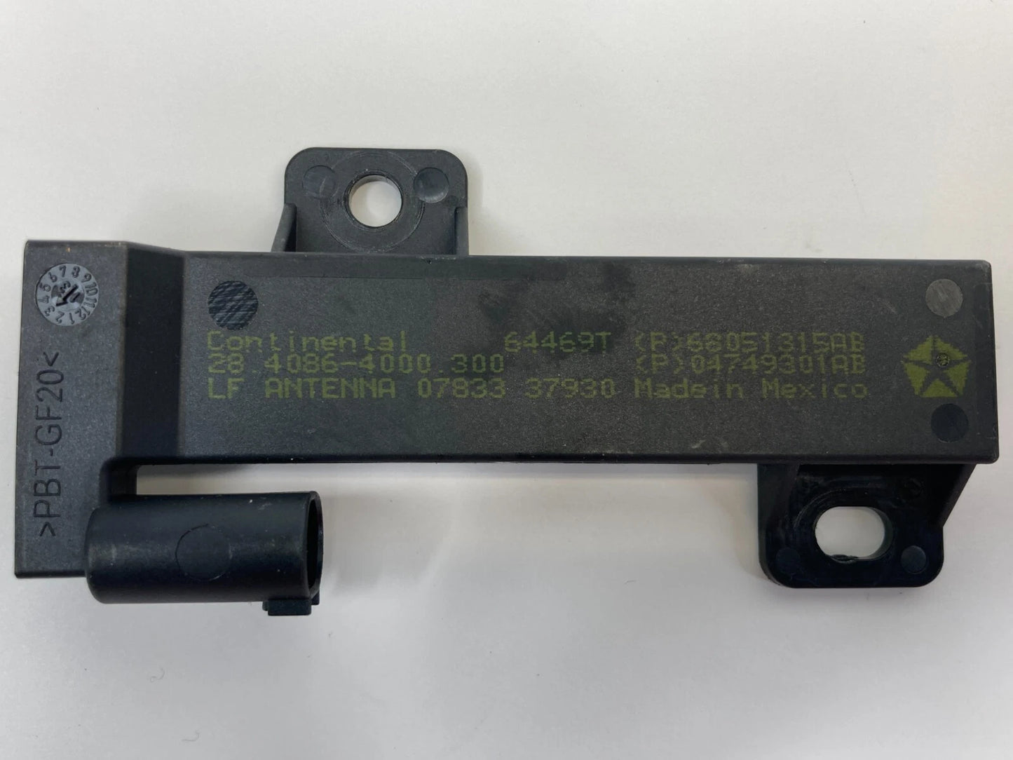 11-23 DODGE CHARGER REAR LEFT KEYLESS PASSIVE ENTRY ANTENNA RECEIVER 68051315AB