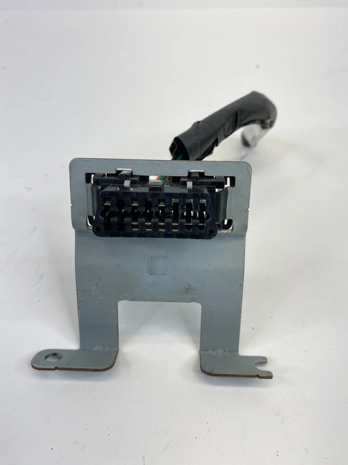11 HYUNDAI TUCSON INTERIOR DASH FUSE RELAY BOX CONNECTOR WIRING MAIN 9115-2S332