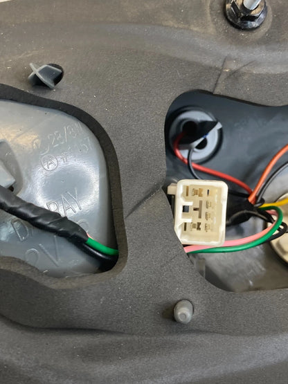 2012 2013 2014 HYUNDAI ACCENT SEDAN RIGHT PASSENGER SIDE TAIL LIGHT TAILLIGHT