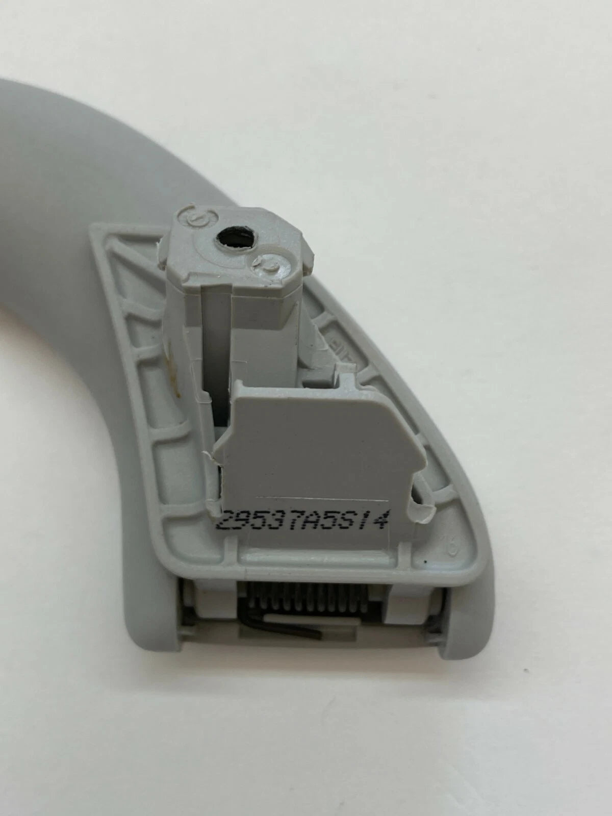 06-10 VW VOLKSWAGEN PASSAT FRONT LEFT DRIVER ROOF GRAB HANDLE GRIP 1K0857607H