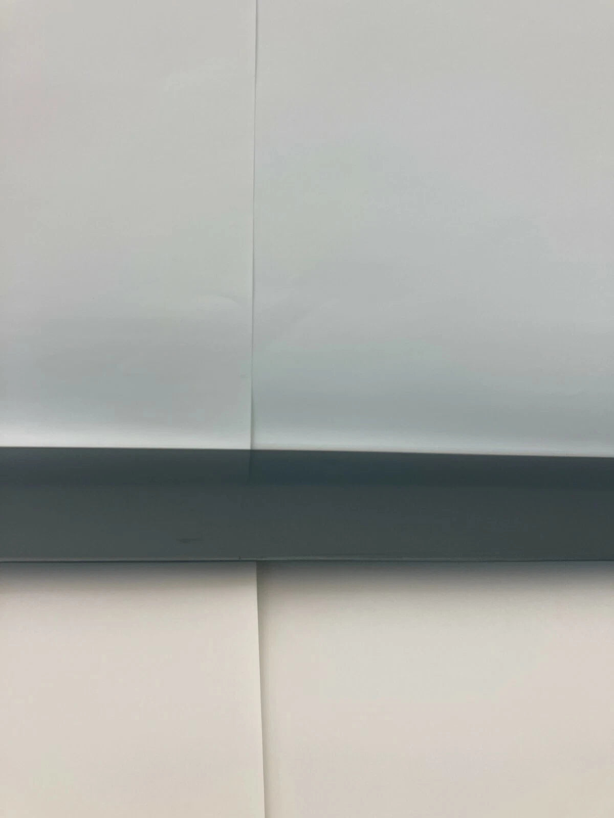 07 08 HYUNDAI ENTOURAGE REAR RIGHT QUARTER PANEL SLIDING DOOR RAIL COVER MOLDING