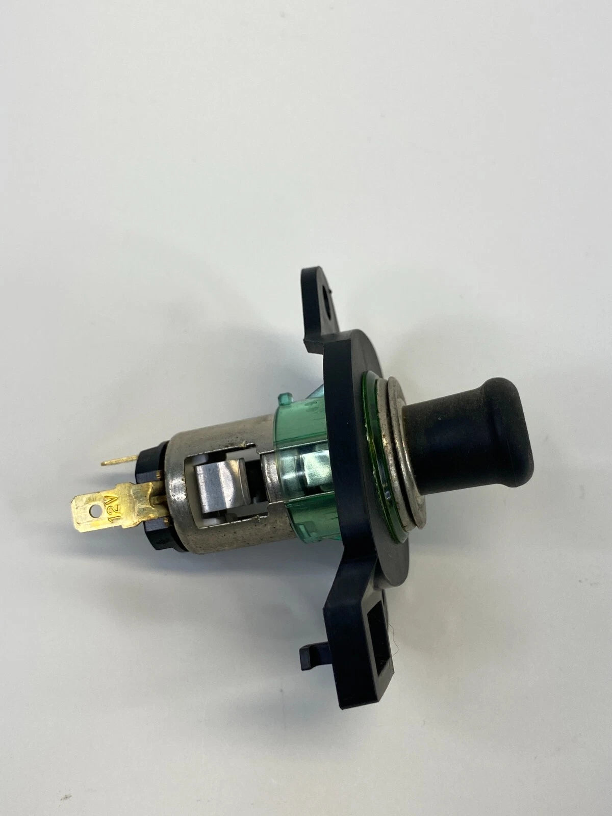 2000-2006 MAZDA MPV POWER OUTLET PLUG IGNITION LIGHTER CIGARETTE SOCKET OEM