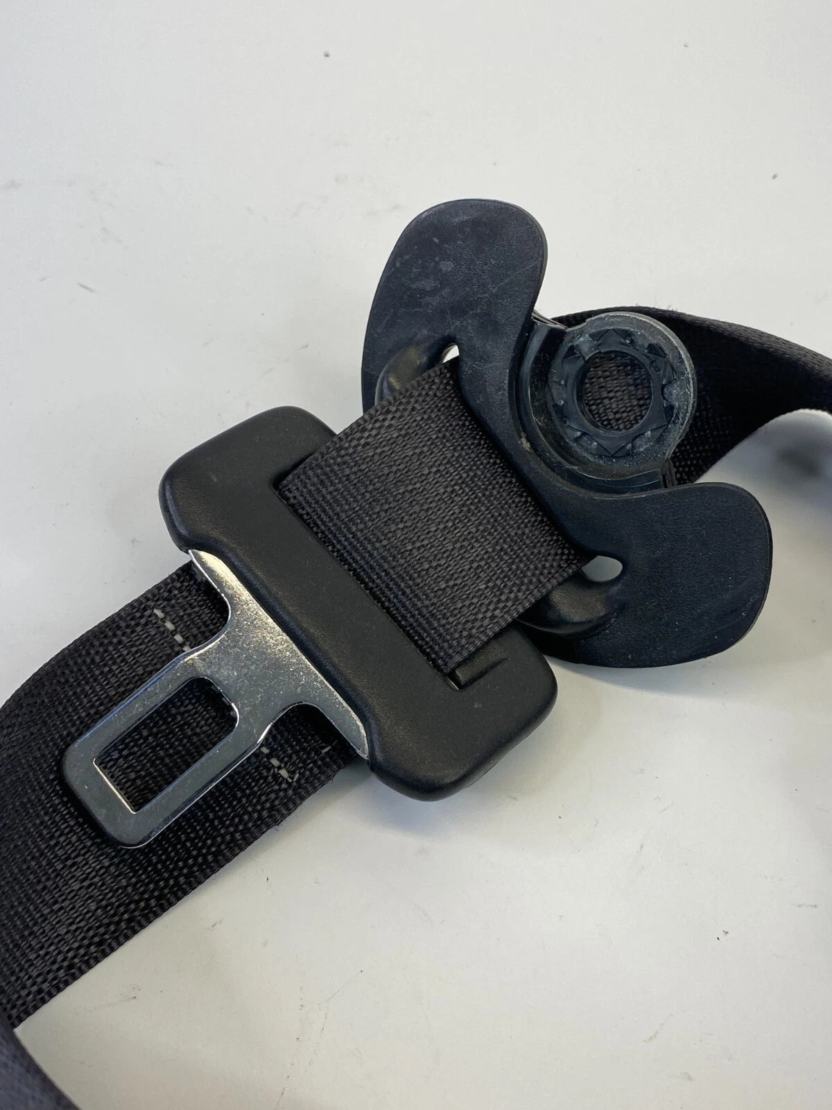 2016-2019 FORD EXPLORER FRONT RIGHT SIDE PASSENGER SEAT BELT DB53-78612D34-AF