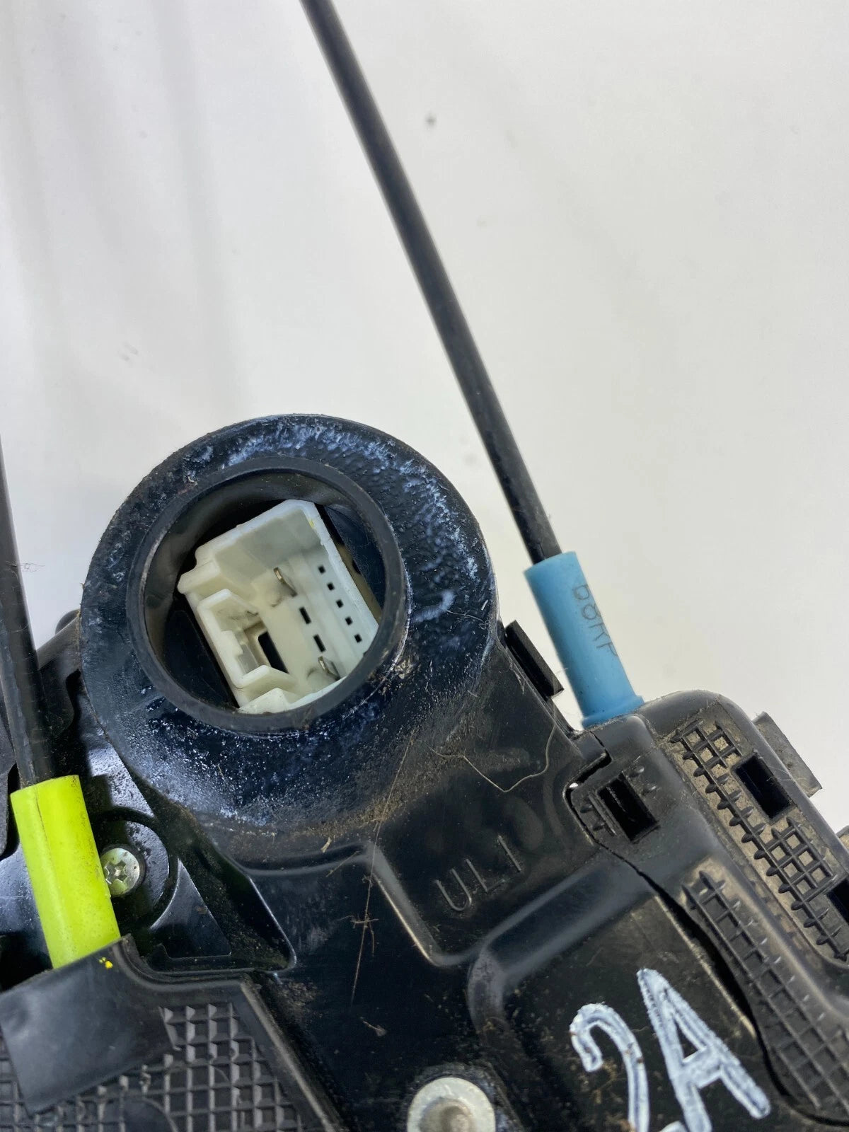 2009-2013 Toyota Matrix Hatchback Rear Left Door Lock Latch Actuator A046693 OEM