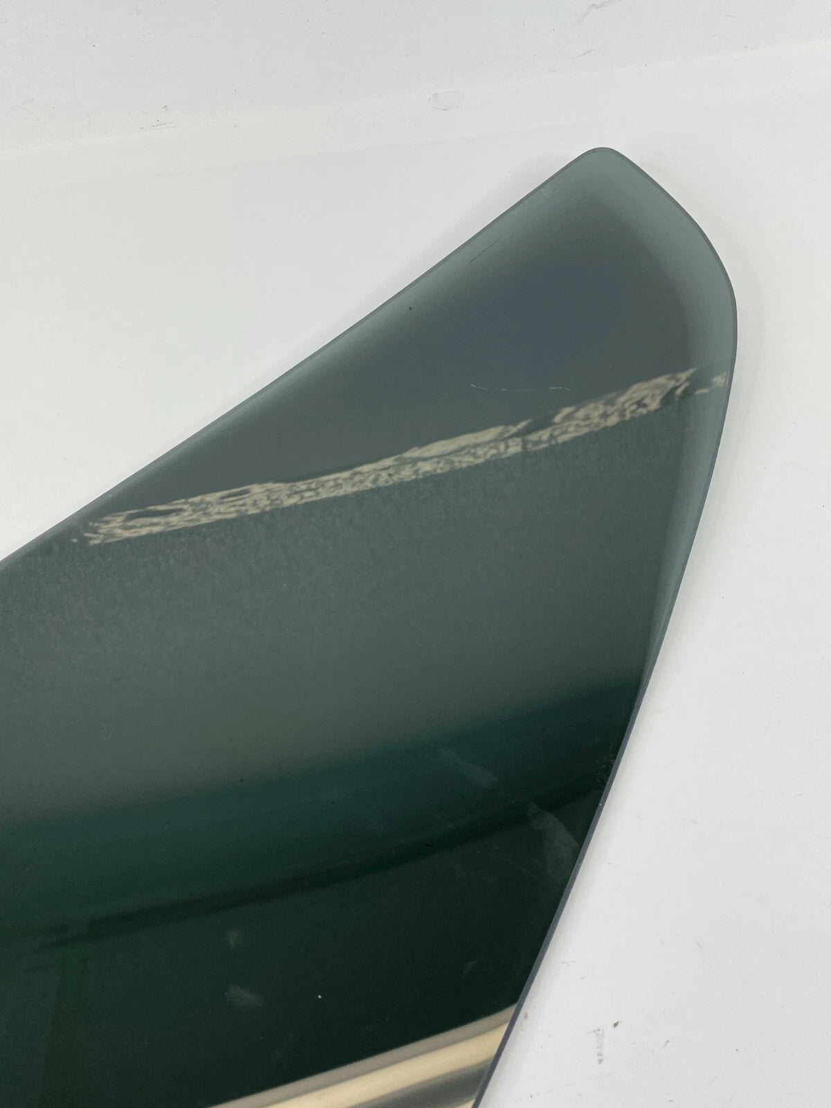 1998-2003 MERCEDES-BENZ ML REAR RIGHT SIDE DOOR QUARTER WINDOW FIXED GLASS OEM