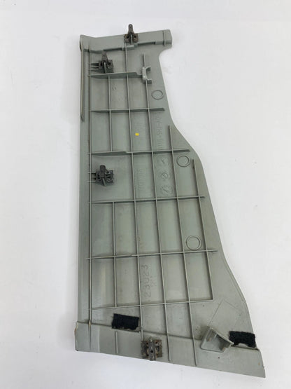 05-10 HONDA ODYSSEY FRONT RIGHT SEAT RISER OUTER COVER CAP TRIM 81116-SHJ-A010