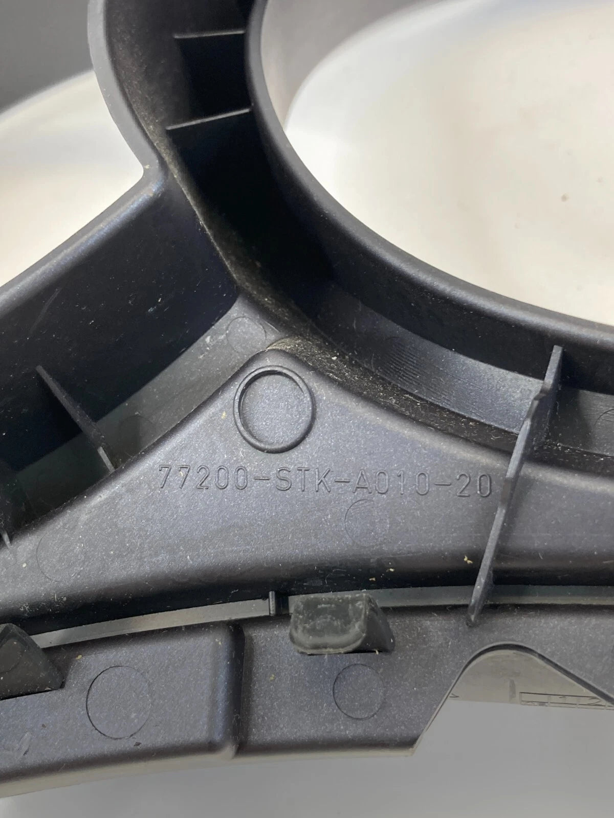 07-12 ACURA RDX SPEEDOMETER INSTRUMENT CLUSTER DASH TRIM BEZEL 77200-STK-A010