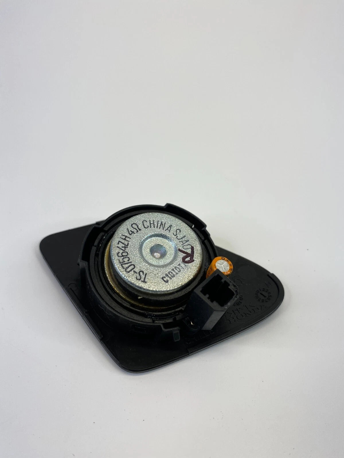 2008-2012 HONDA ACCORD SEDAN FRONT RIGHT DOOR SPEAKER TWEETER W/ COVER OEM