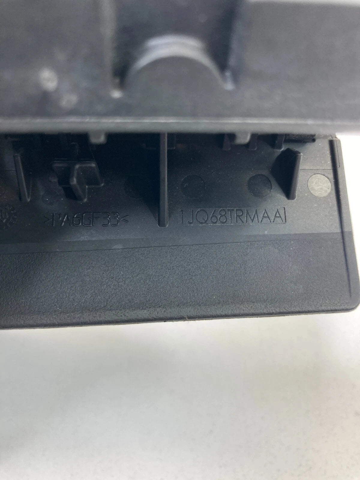 2009 2010 DODGE JOURNEY GLOVE BOX STORAGE LOCK LATCH RELEASE HANDLE 1JQ68TRMAA