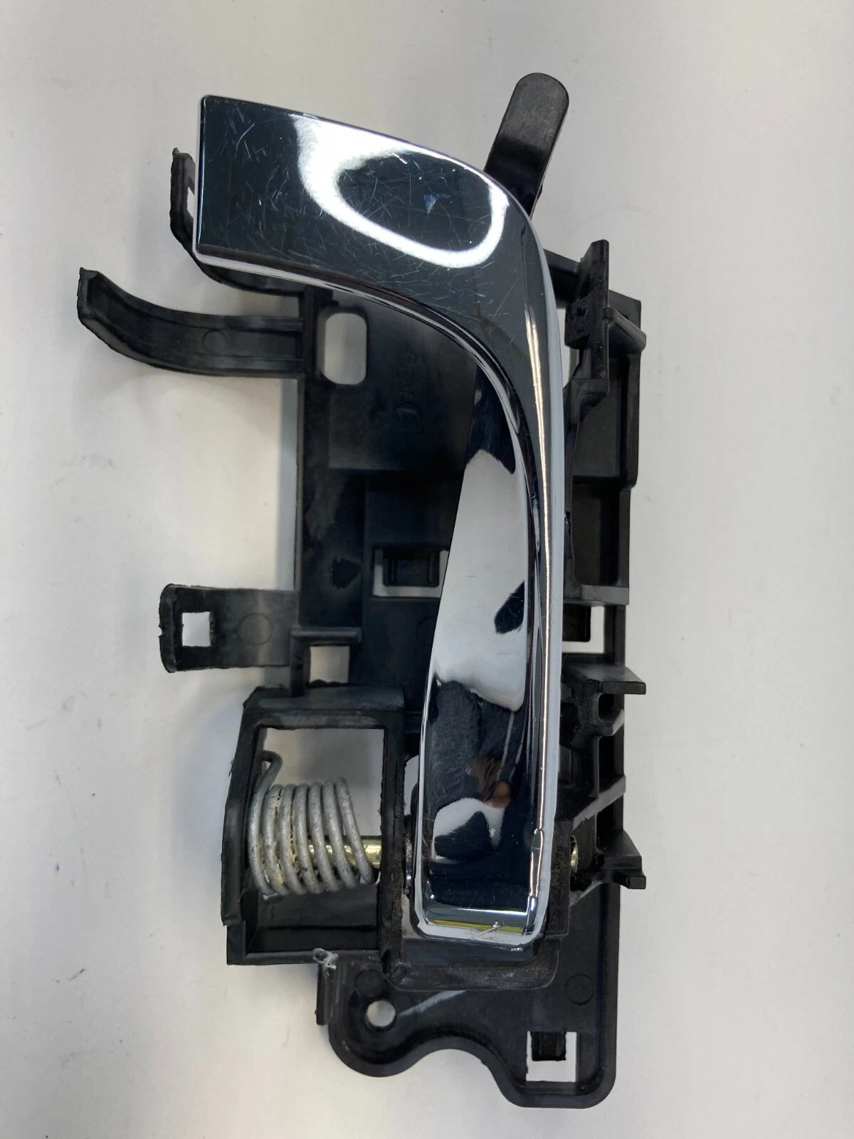 2003-2007 CADILLAC CTS FRONT LEFT DRIVER SIDE INTERIOR DOOR HANDLE 25707889 OEM
