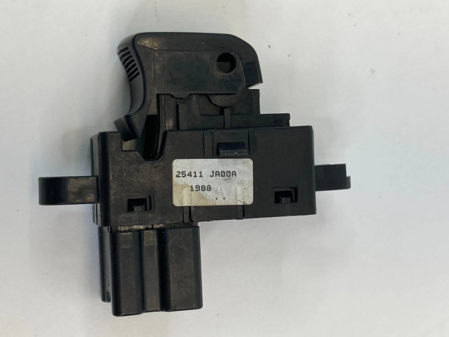 07-12 NISSAN ALTIMA SEDAN REAR RIGHT DOOR POWER WINDOW SWITCH BUTTON 25411-JA00A