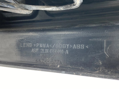 2003-2006 FORD EXPEDITION PASSENGER RIGHT TAILLIGHT LAMP UNIT 2LIX-I3B504-A OEM