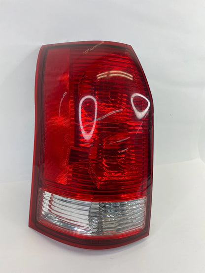02-07 SATURN VUE REAR LEFT DRIVER SIDE TAIL LIGHT TAILLIGHT TAILLAMP 15851055