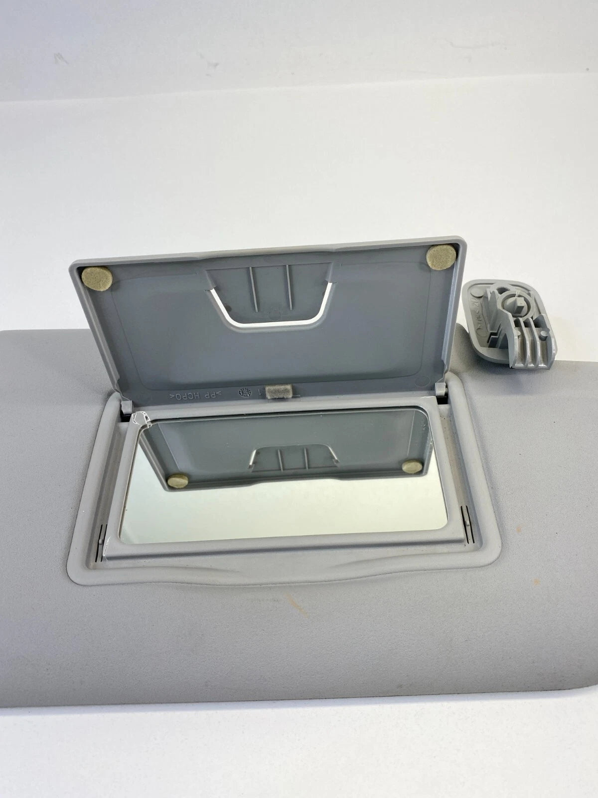 2004-2008 MAZDA3 MAZDA 3 SEDAN W SUNROOF RIGHT PASSENGER SUNVISOR SUN VISOR
