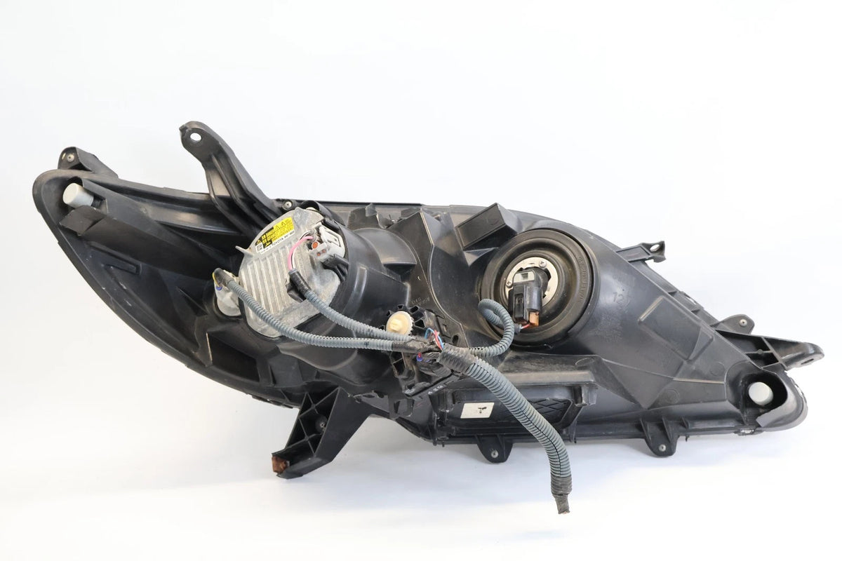 2011-2014 TOYOTA SIENNA LEFT DRIVER SIDE HID XENON HEADLIGHT HEAD LAMP ASSY OEM