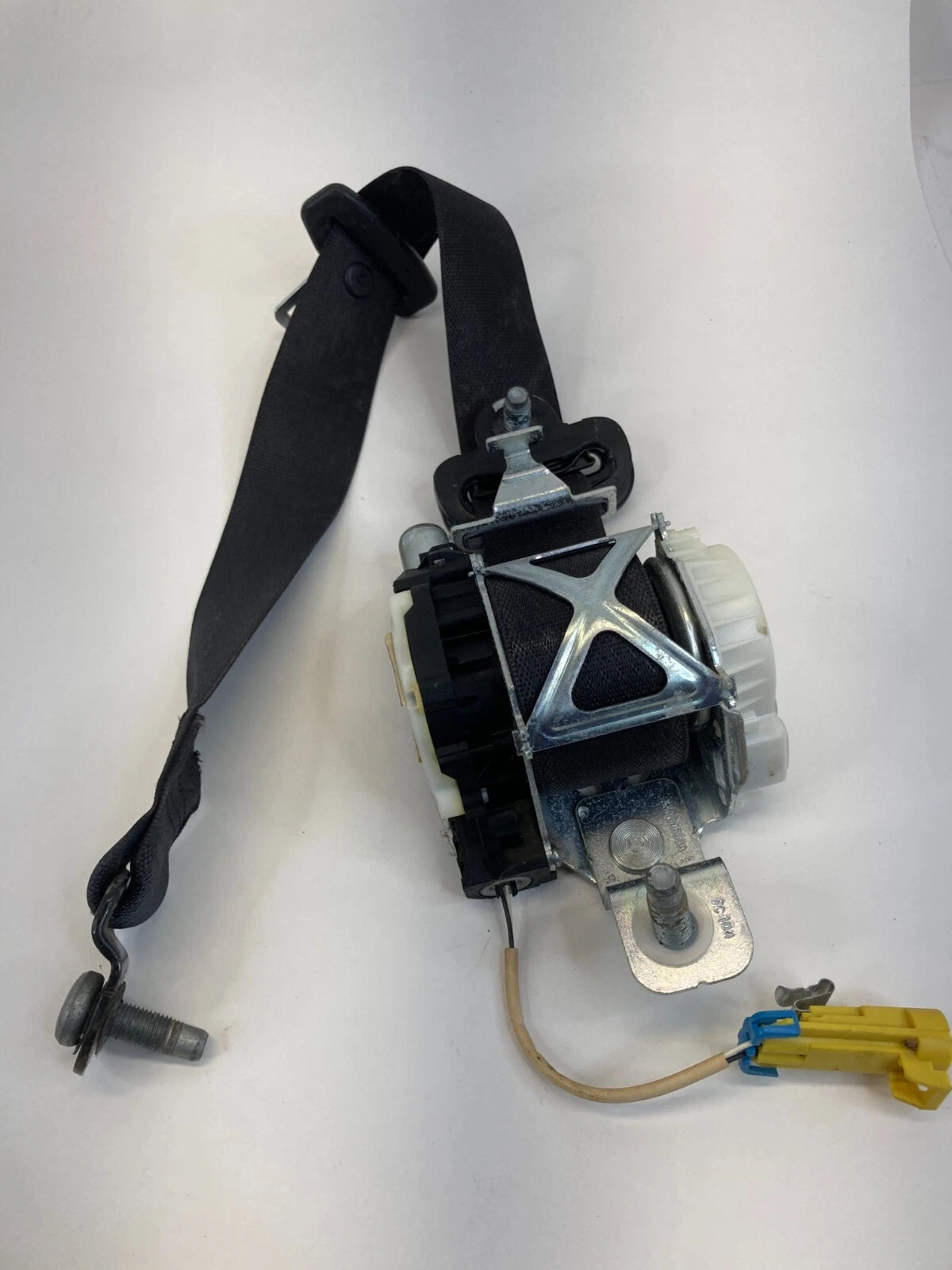 08-12 JEEP LIBERTY 08 NITRO FRONT RIGHT SIDE SEAT BELT RETRACTOR 5KJ60XDVAF OEM