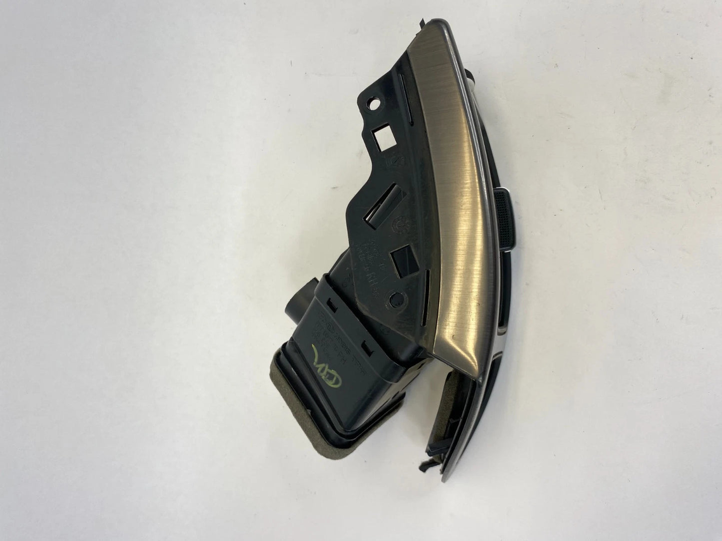 2011-2014 HYUNDAI SONATA DASH RIGHT SIDE A/C AIR VENT OUTER GRILLE OEM 3S9749000