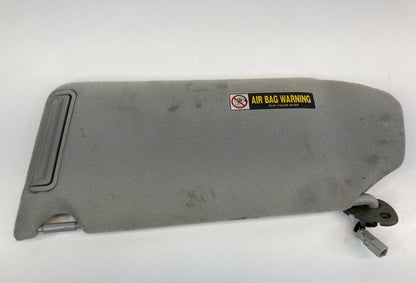 2003 2004 HONDA PILOT RIGHT PASSENGER SIDE SUNVISOR SUN VISOR SHADE W/ LIGHT OEM