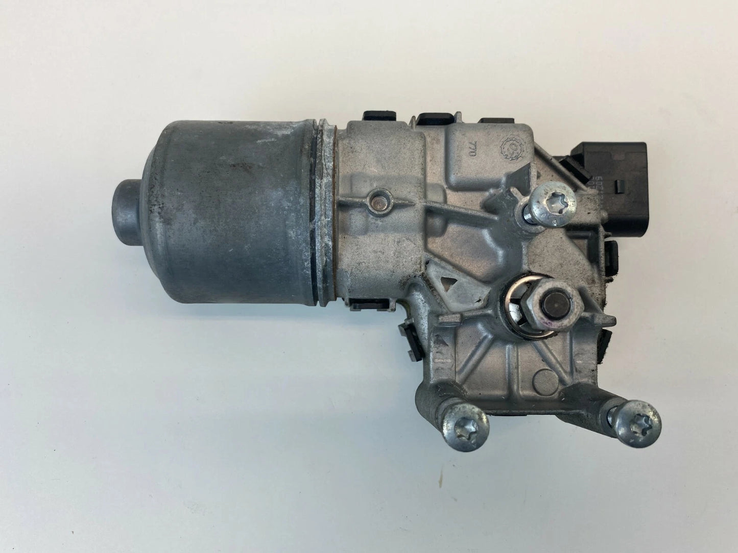 2005-2010 CHEVROLET COBALT FRONT WINDHIELD WIPER MOTOR ASSEMBLY OEM 0390241520