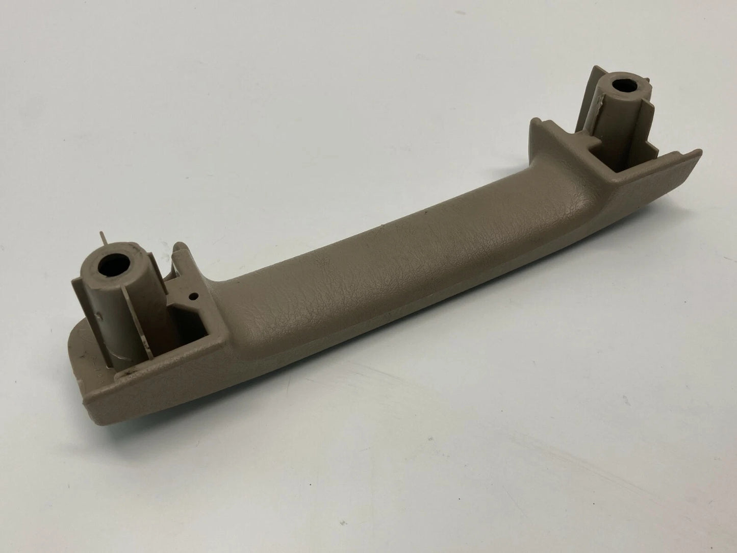 1999-2003 FORD WINDSTAR REAR LIFTGATE COMPARTMENT GRAB HANDLE OEM XF221643A14