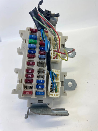2003-2007 INFINITI G35 SEDAN INTERIOR DASH CABIN FUSE RELAY BOX OEM