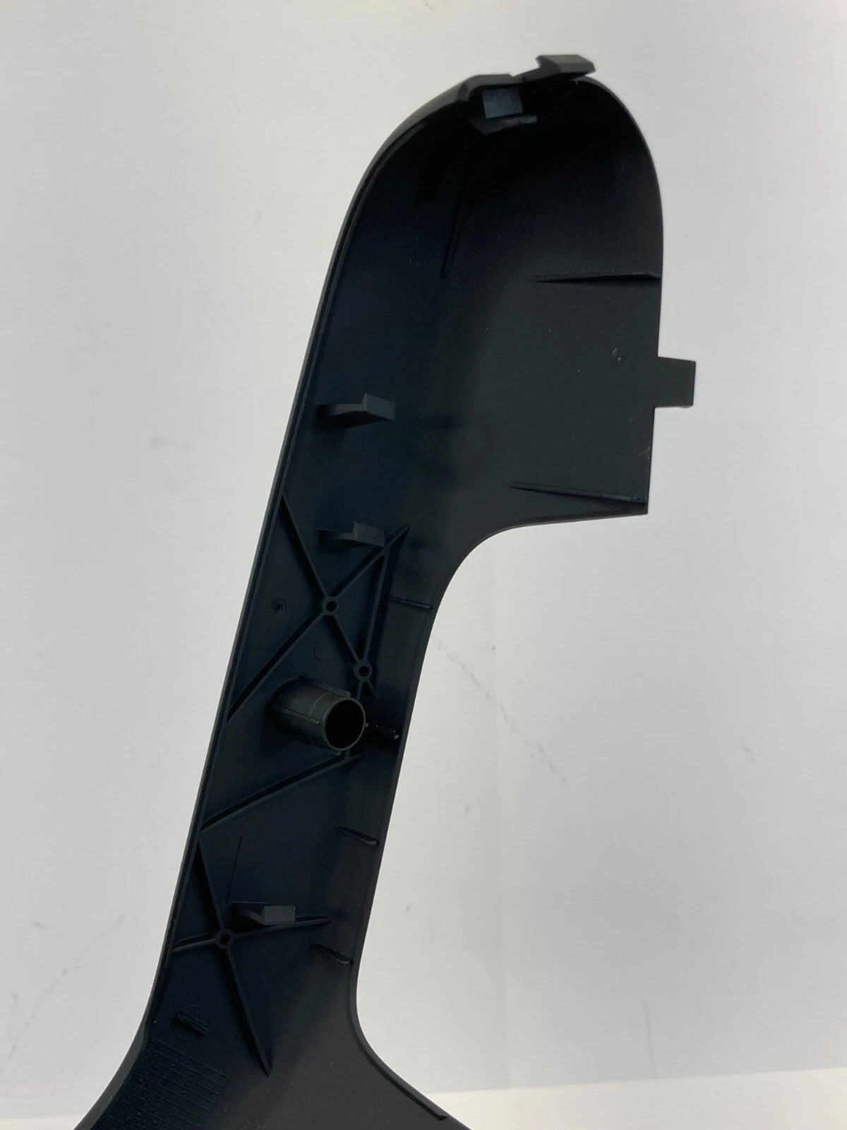 2013-2016 AUDI A4 REAR RIGHT SIDE DOOR PULL HANDLE COVER TRIM BEZEL 8K0868824