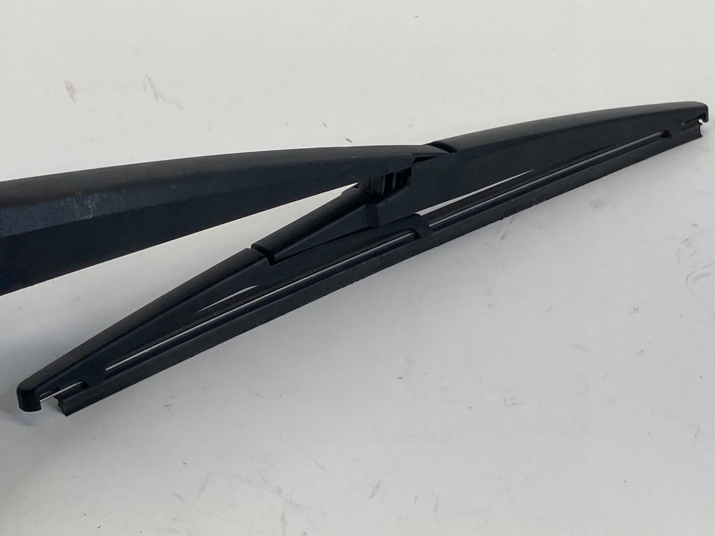 14 15 16 17 18 19 Kia Soul Wagon Rear Wiper Arm Assembly OEM