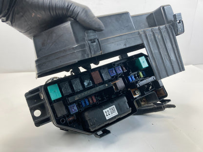 2008-2012 Honda Accord 2.4L L4 Engine Junction Relay Fuse Box Compartment OEM