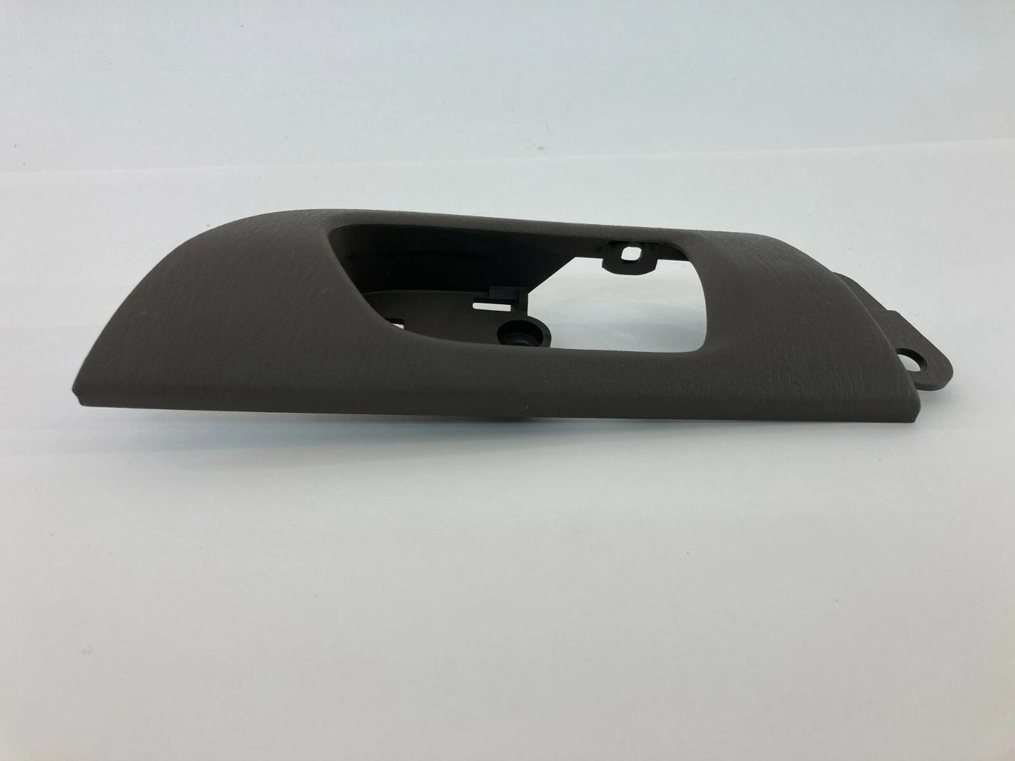 1998-2005 LEXUS GS300 REAR RIGHT PASSENGER SIDE INNER DOOR HANDLE BEZEL TRIM OEM