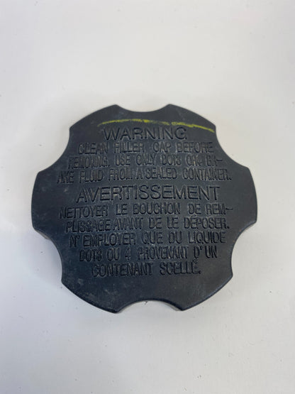 2013-2018 Hyundai Santa Fe Sport Brake Fluid Master Cylinder Cap Reservoir OEM