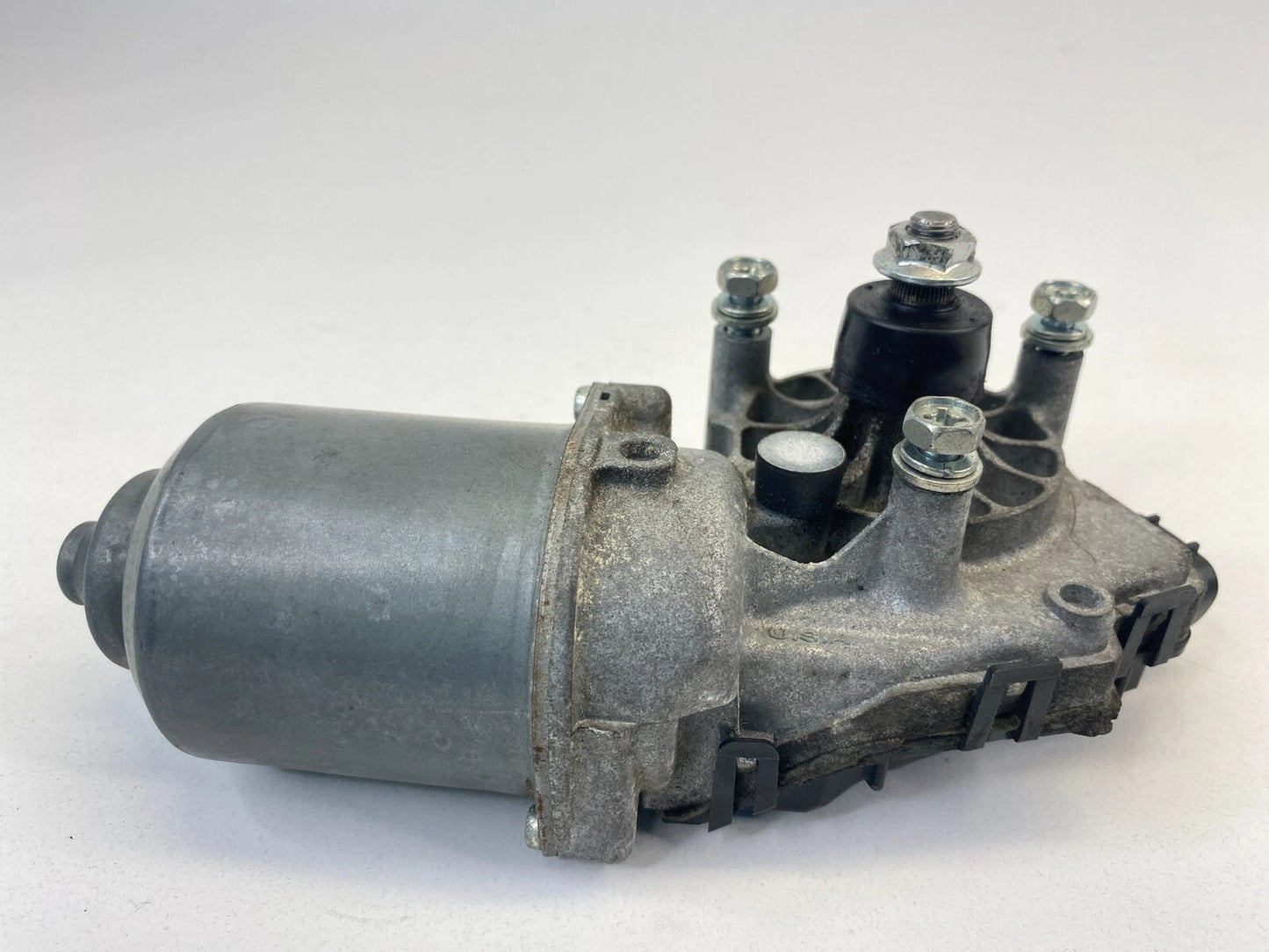 2014-2020 CHEVROLET IMPALA 13-15 MALIBU FRONT WINDSHIELD WIPER MOTOR 13240560