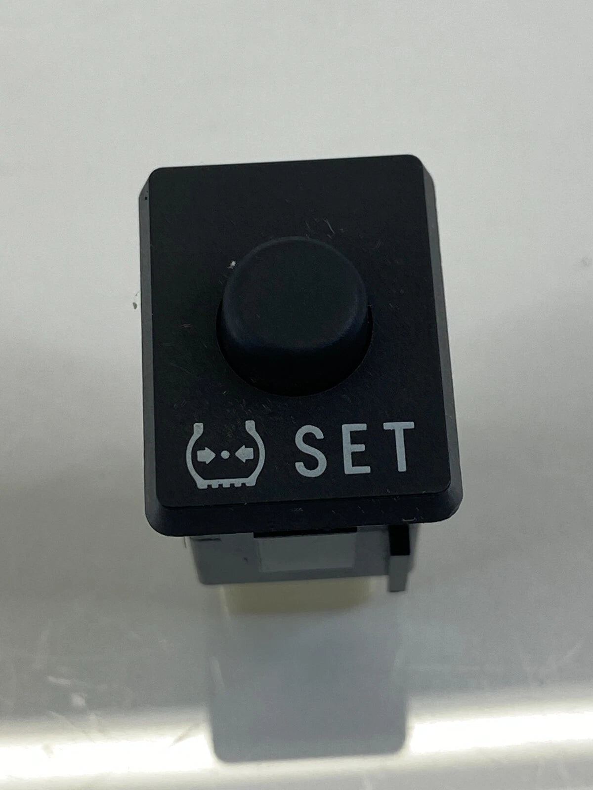2010-2015 TOYOTA PRIUS TIRE PRESSURE SET CONTROL SWITCH BUTTON 15A257 OEM