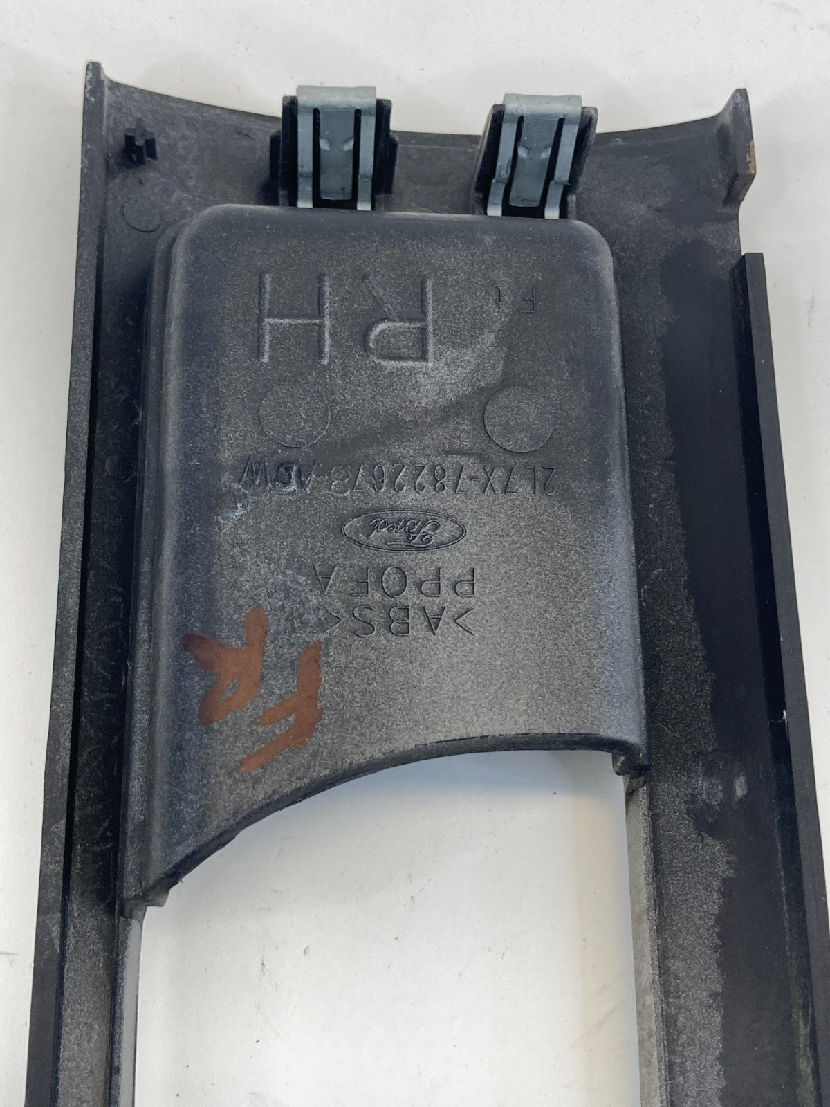 2003-2006 Lincoln Navigator Front Right Side Inner Door Handle w/ Bezel