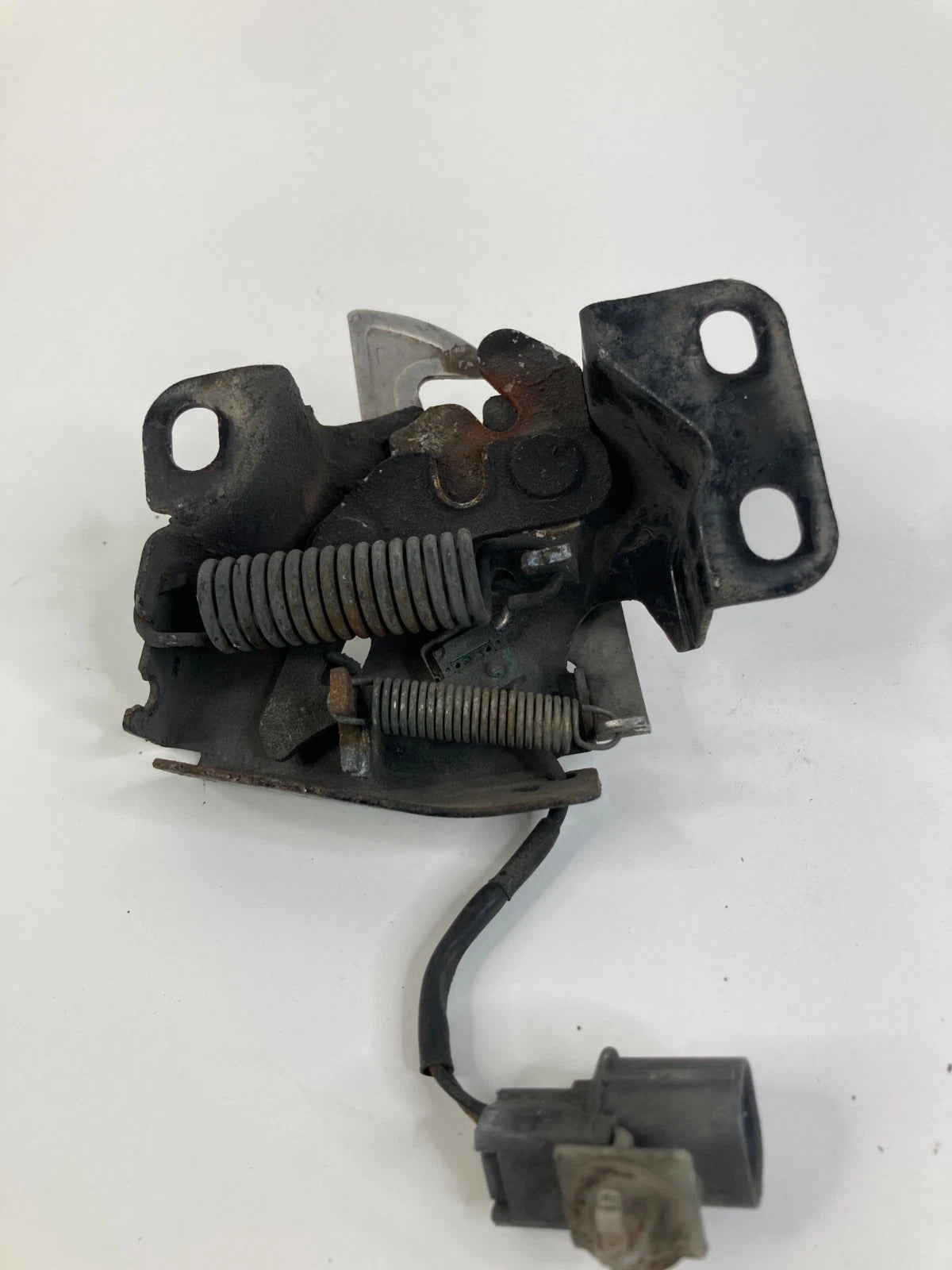 2003-2007 HONDA ACCORD COUPE FRONT HOOD LOCK LATCH RELEASE OEM