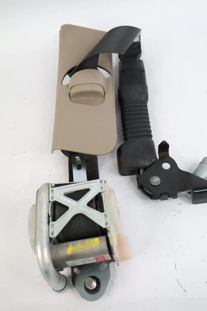 2014-2016 HYUNDAI ELANTRA FRONT LEFT DRVER SIDE SEAT BELT RETRACTOR ASSY OEM