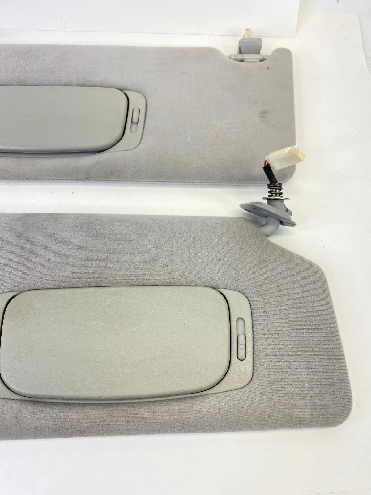 2006 TOYOTA AVALON ROOF LEFT & RIGHT SUNVISOR SUN VISOR SHADE PAIR SET OEM