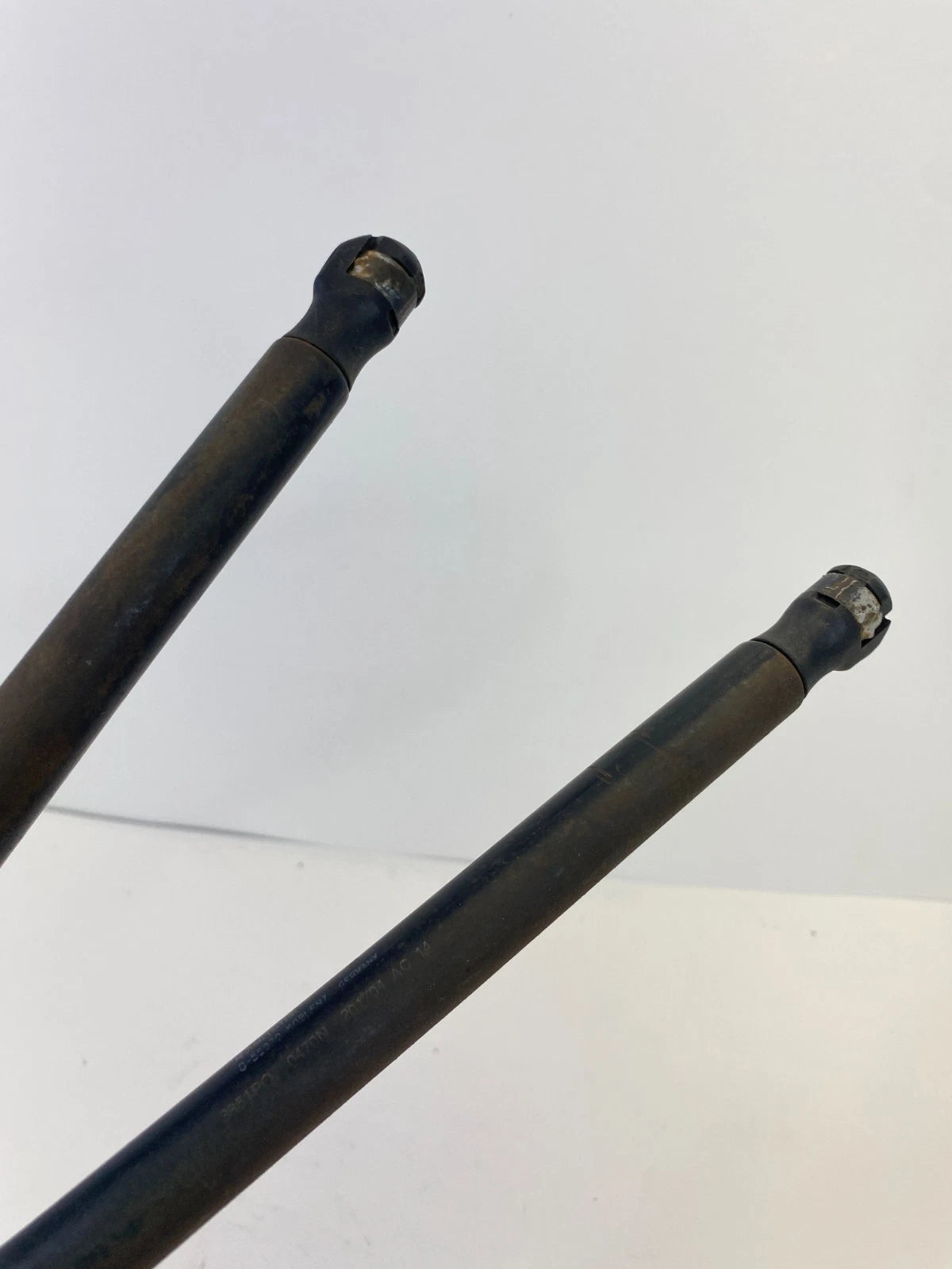 01-05 MERCEDES-BENZ C240 2.6L WAGON REAR TRUNK TAILGATE LIFT SUPPORTS STRUTS OEM