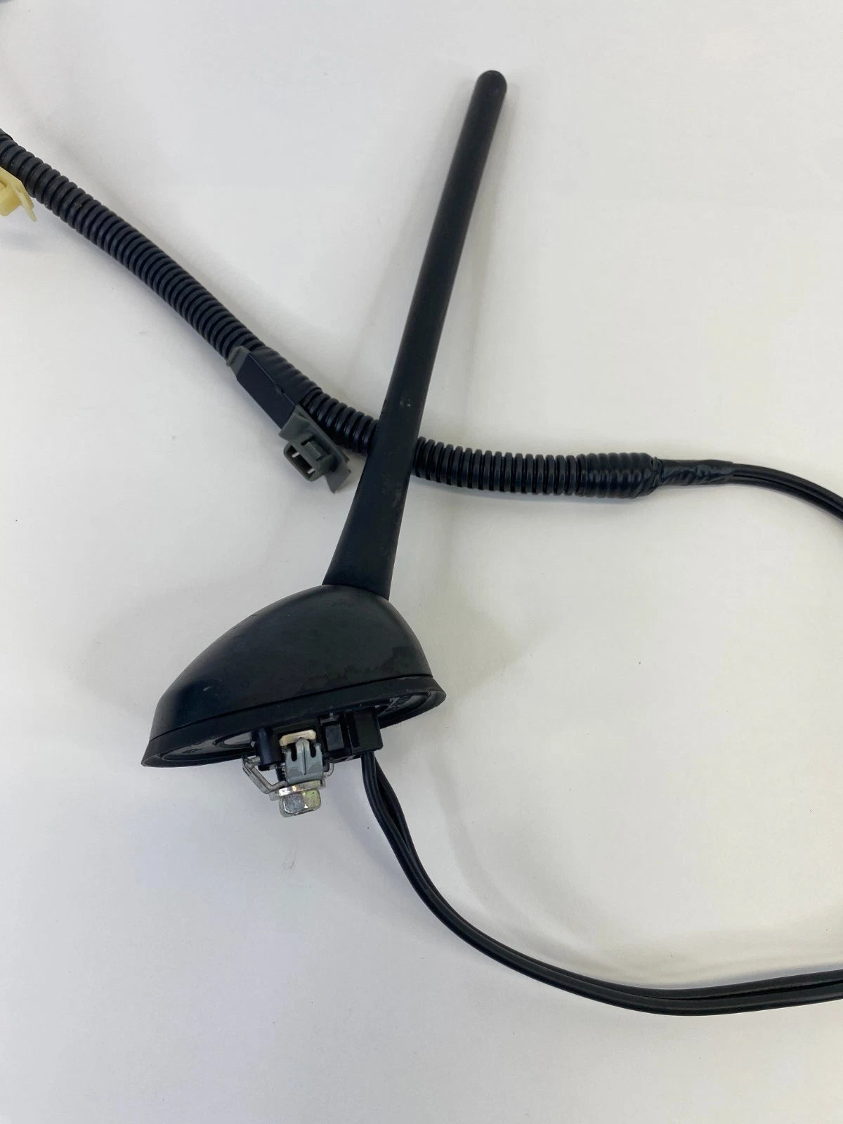 2015-2020 Honda Fit HATCHBACK Base & Sport Roof Mounted Radio Antenna Assy OEM