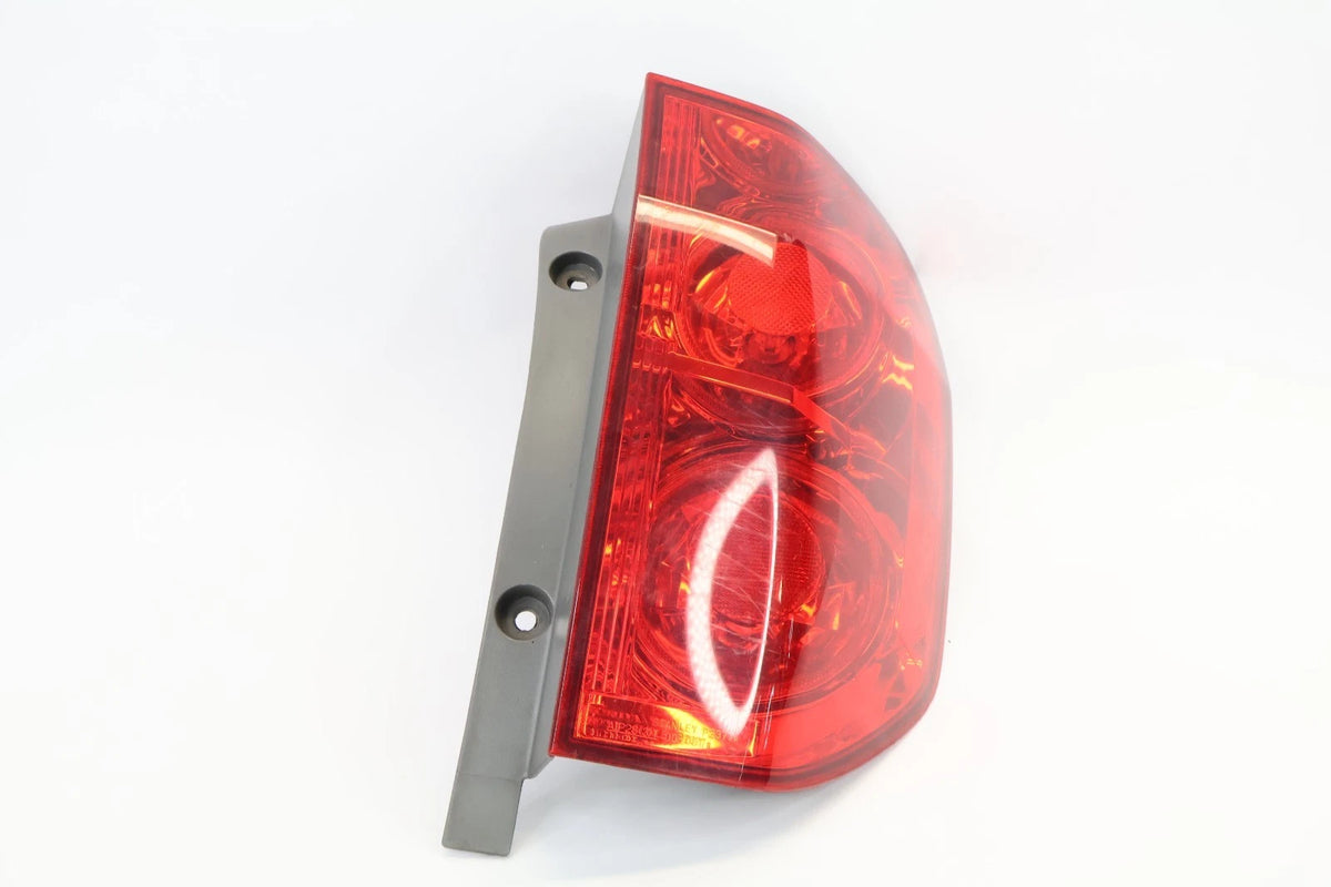 2003 2004 2005 HONDA PILOT RIGHT PASSENGER SIDE TAIL LIGHT LAMP TAILLIGHT OEM