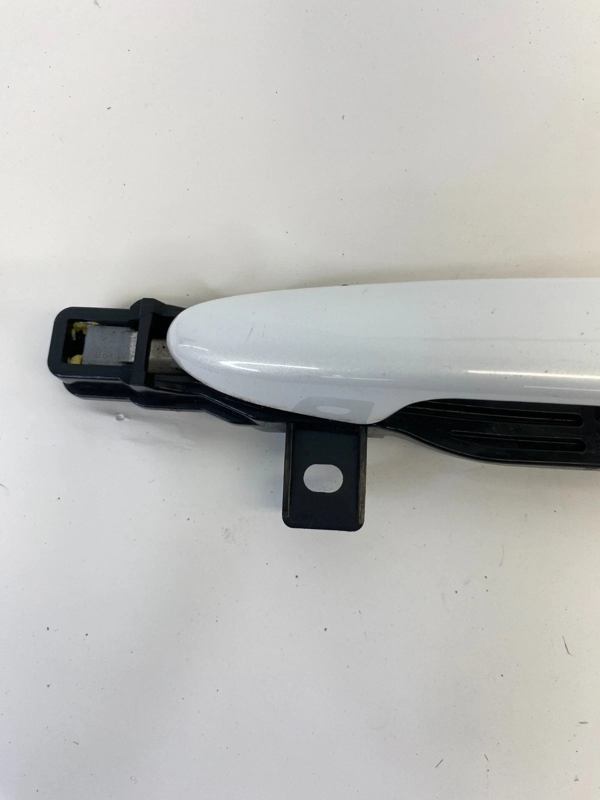 10 11 12 13 MAZDA 3 MAZDA3 REAR LEFT SIDE EXTERIOR OUTER DOOR HANDLE ASSY OEM