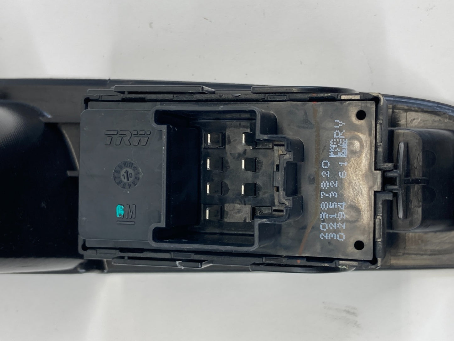 2010-2017 GMC Terrain Rear Left Side Door Power Window Switch w/ Bezel 20981820