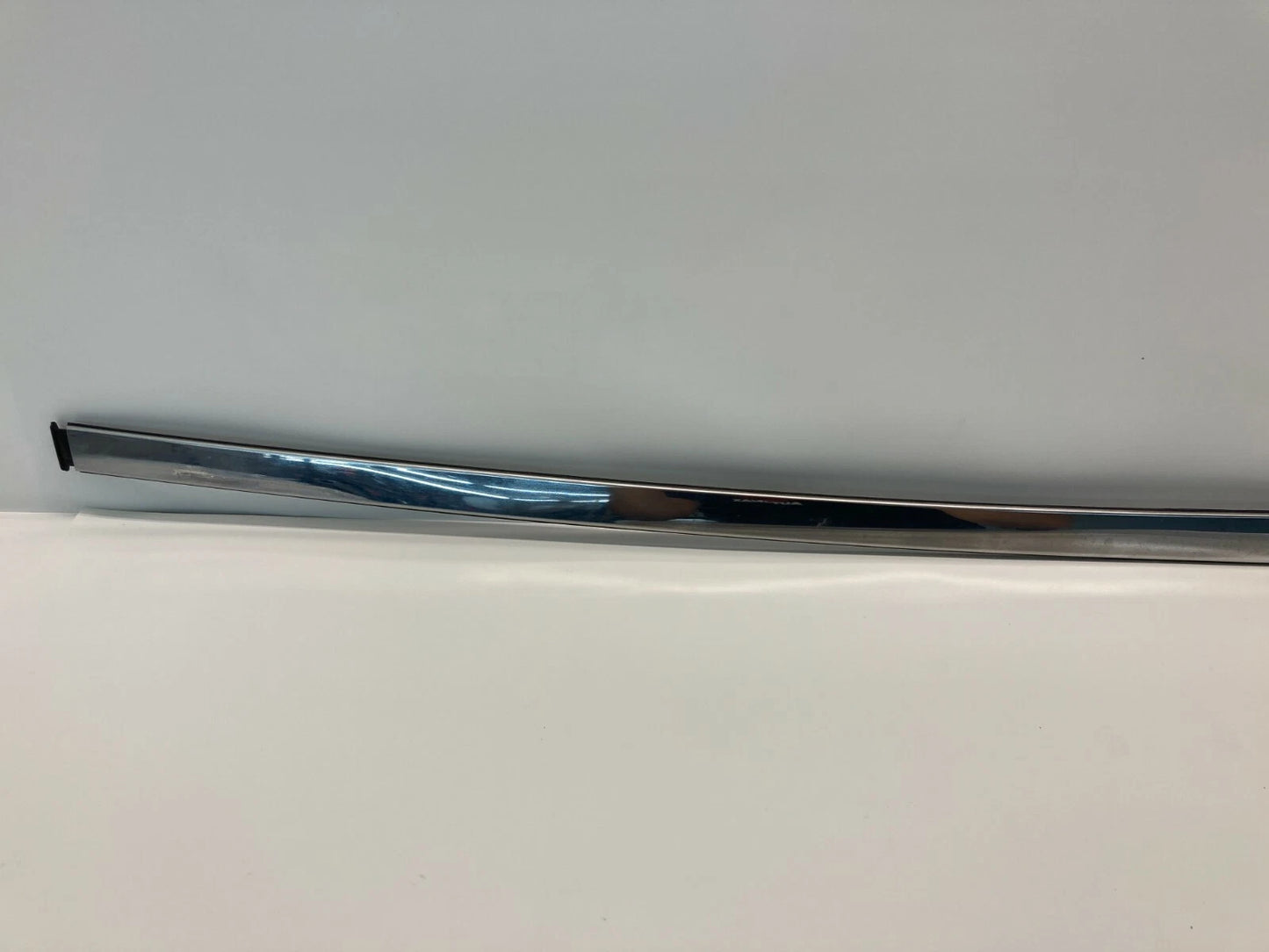 11-16 KIA OPTIMA SEDAN REAR RIGHT SIDE EXTERIOR UPPER DOOR FRAME MOLDING TRIM