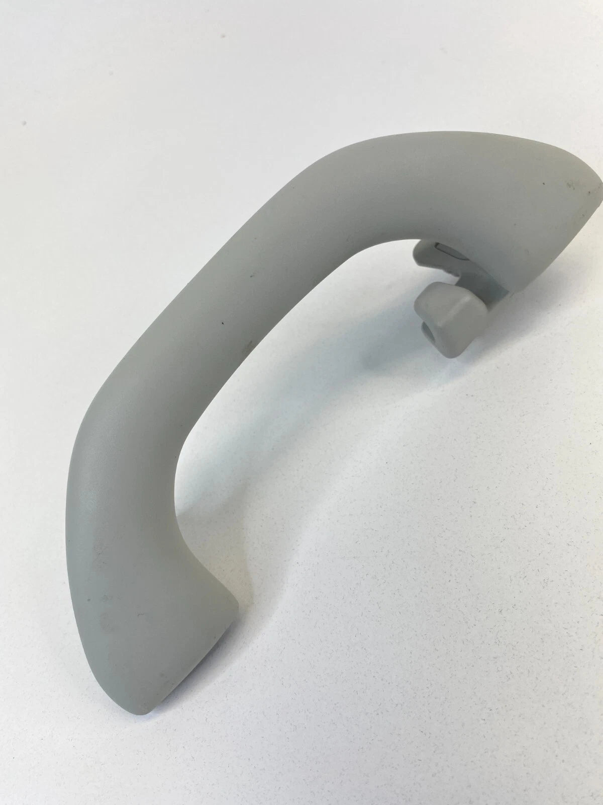 08-10 VOLKSWAGEN PASSAT REAR RIGHT INNER ROOF GRAB GRIP ASSIST HANDLE K0857607