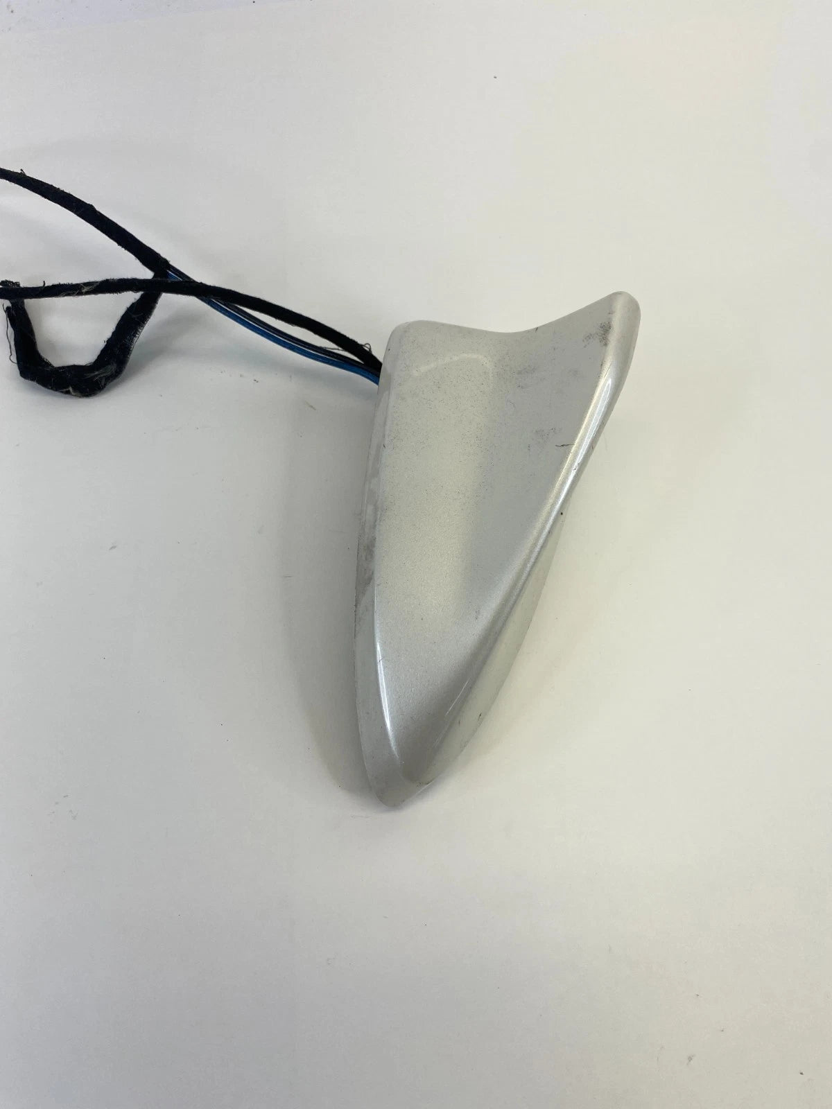 2009-2015 CADILLAC CTS ROOF MOUNT SHARK FIN RADIO ANTENNA 25931739 OEM