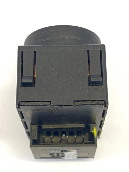 2011-2017 BMW X3 FRONT RIGHT PASSENGER PASSENGER SIDE POWER SEAT LUMBAR SWITCH